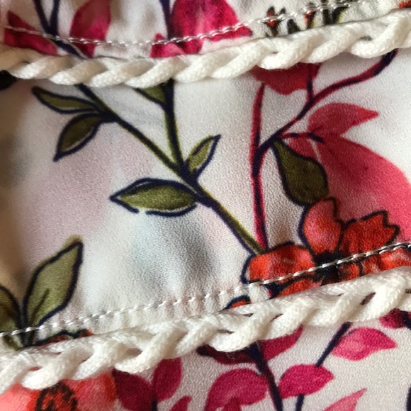 NWT one-shoulder floral blouse - Picture 4 of 4